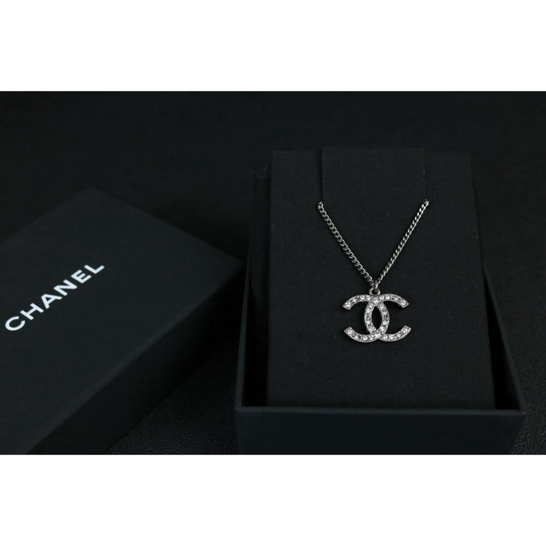 Include Authentic Detective Certificate of Authenticity｜Very Good ( Rank A) ｜ CHANEL A14K  Coco Mark  Rhinestone  Necklace｜S26062102