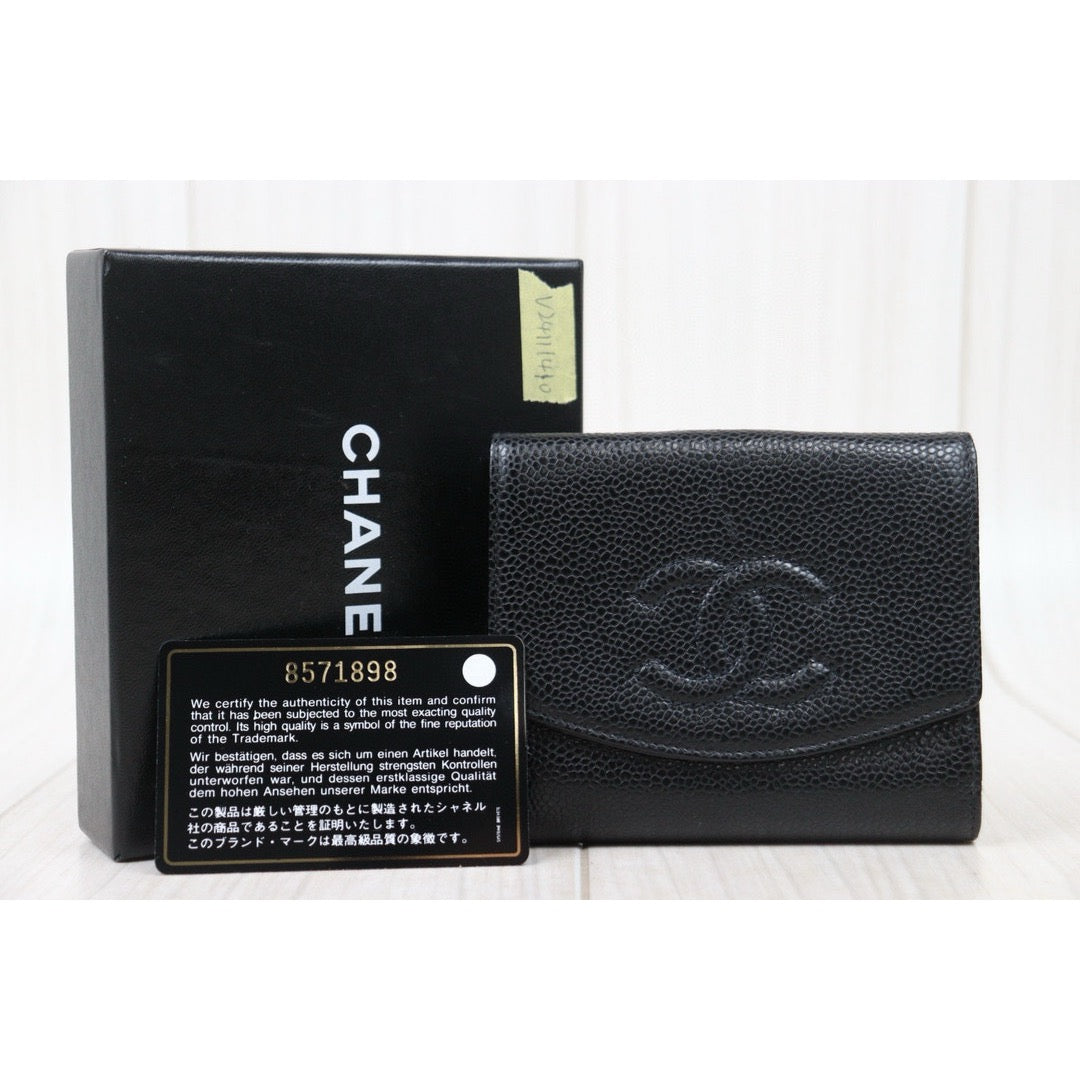 Very Good ( Rank A)｜CHANEL Caviar Skin Black  Wallet Made In 2003-2004 Year｜V24111410