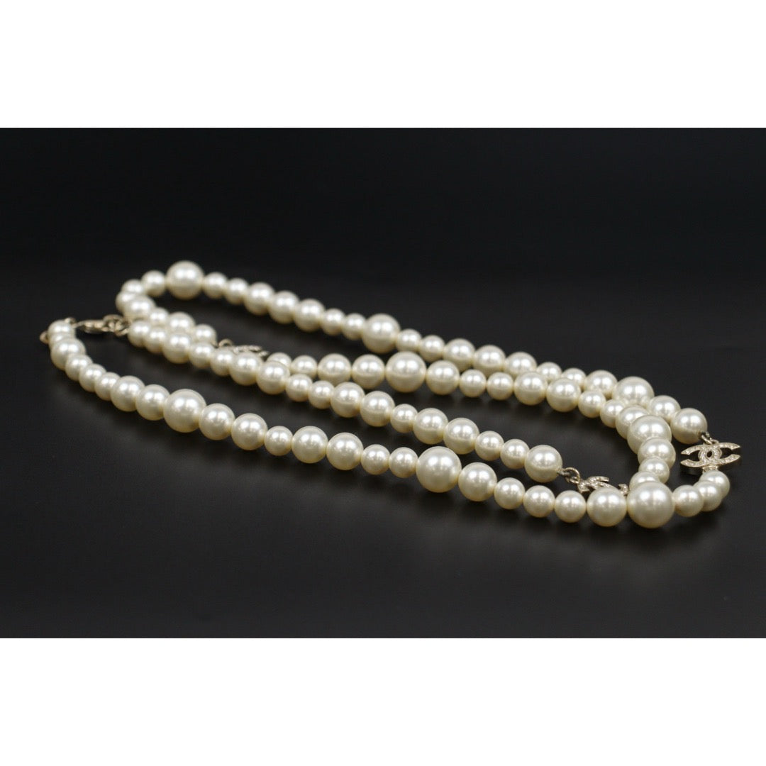Very Good ( Rank A)｜ CHANEL Coco Mark Pearl Rhinestone  Necklace｜S25110435