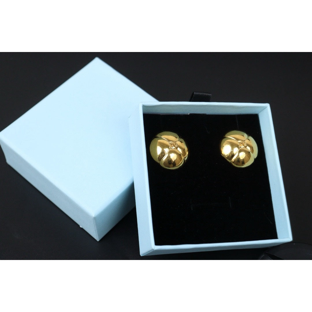 Very Good ( Rank A) ｜CHANEL Camellia Gold 24 Plated Earrings ｜S24112507