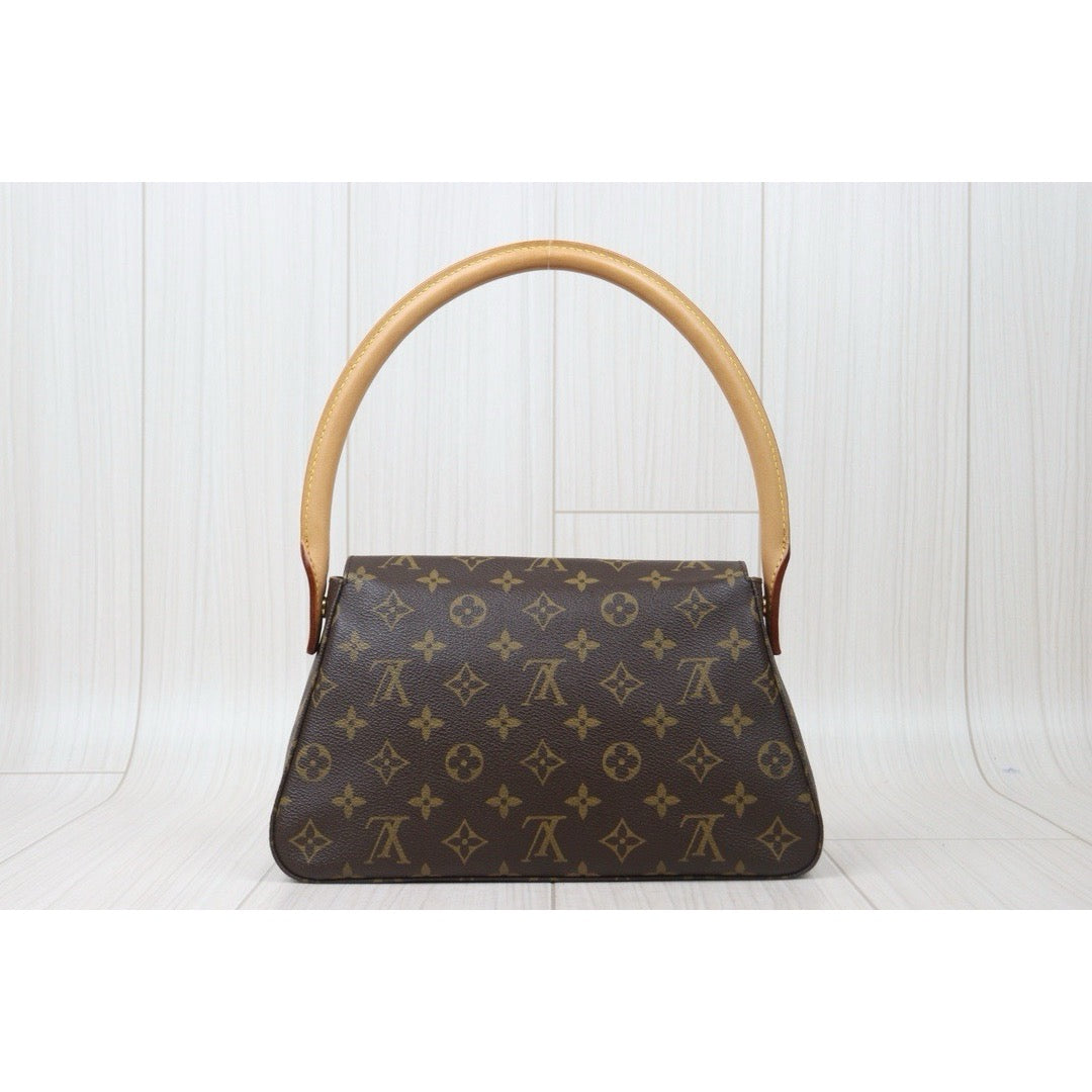 Very Good ( Rank A) ｜ LV Monogram Looping Mini Shoulder Bag ｜24091212