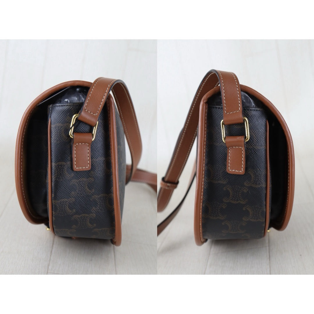 Include Entrupy Certificate of Authenticity｜Good ( Rank AB) ｜ CELINE Macadam Triomphe Cross Body Shoulder Bag Current Model｜S26090729