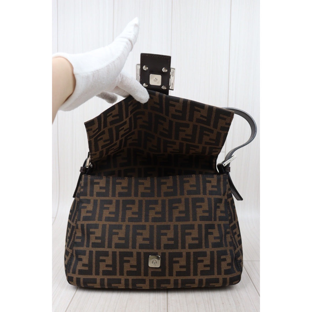 Rank A｜ FENDI Zucca Mamma Baguette Shoulder Bag ｜Q24051616