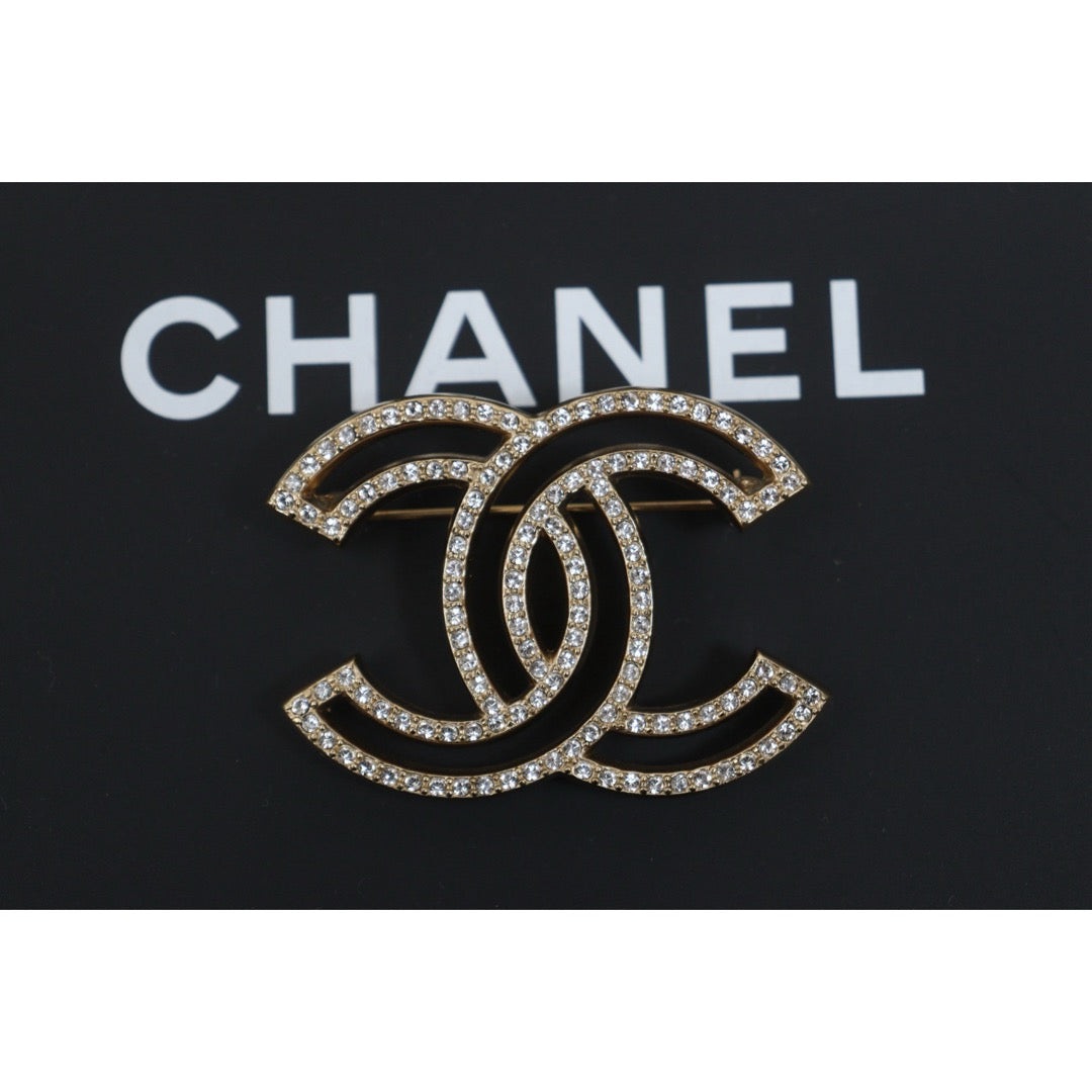 Include Authentic Detective Certificate of Authenticity｜Very Good ( Rank A)｜ CHANEL A17V Coco Mark Rhinestone Brooch Made in 2017 Year｜26070702