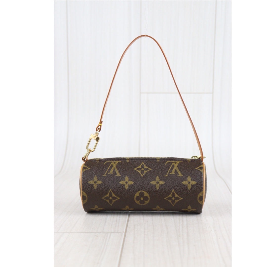 Rank AB ｜ LV Monogram Handbag Pouch ｜23110212