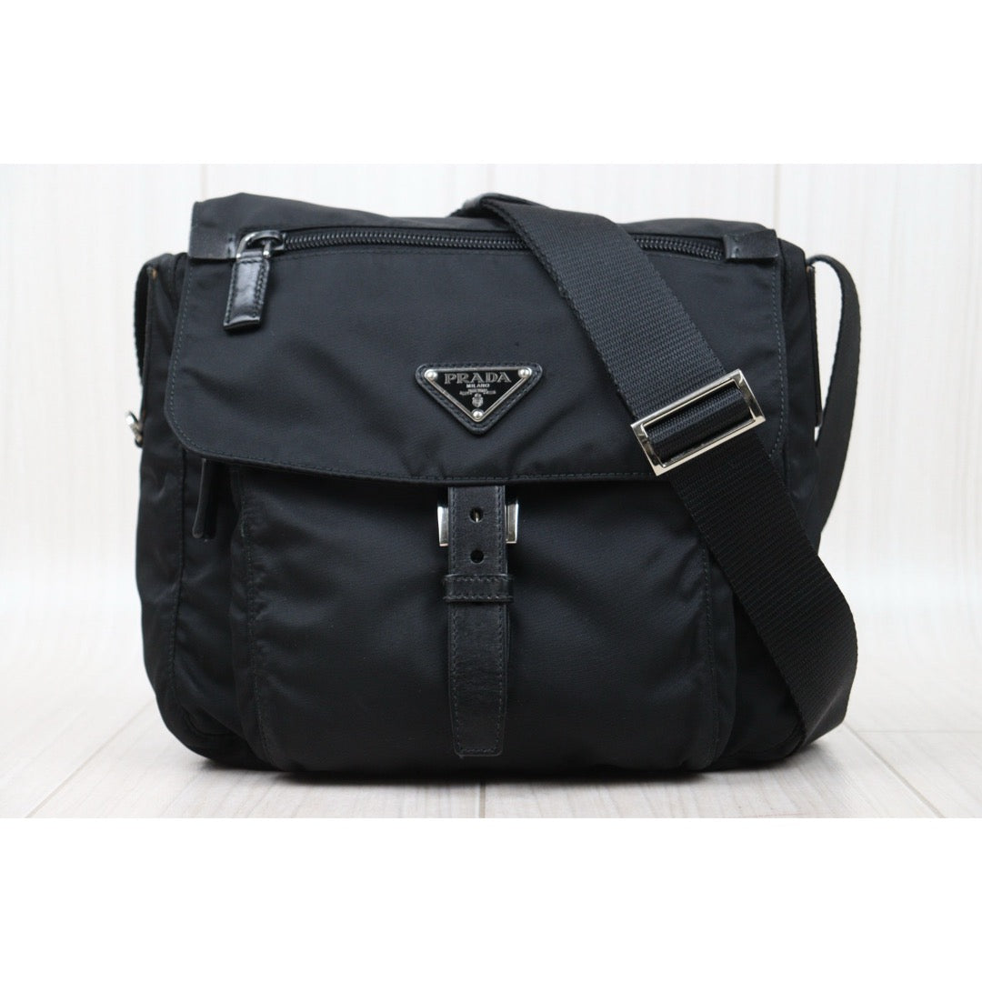 Good ( Rank AB)｜Prada  Nylon PM ShoulderBag Black｜25060901