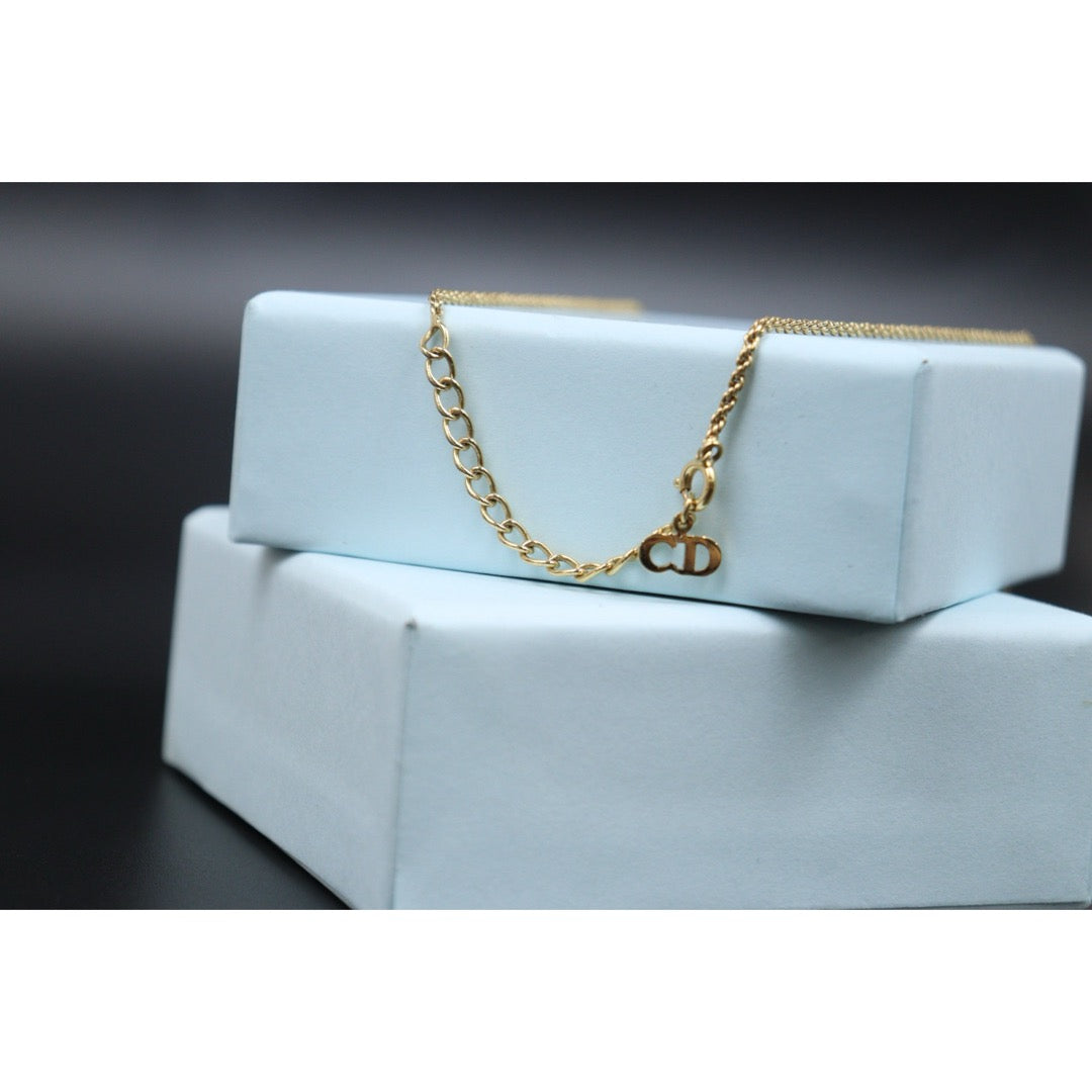 Very Good ( Rank A) ｜ Dior CD Necklace Gold Plated ｜V25070308