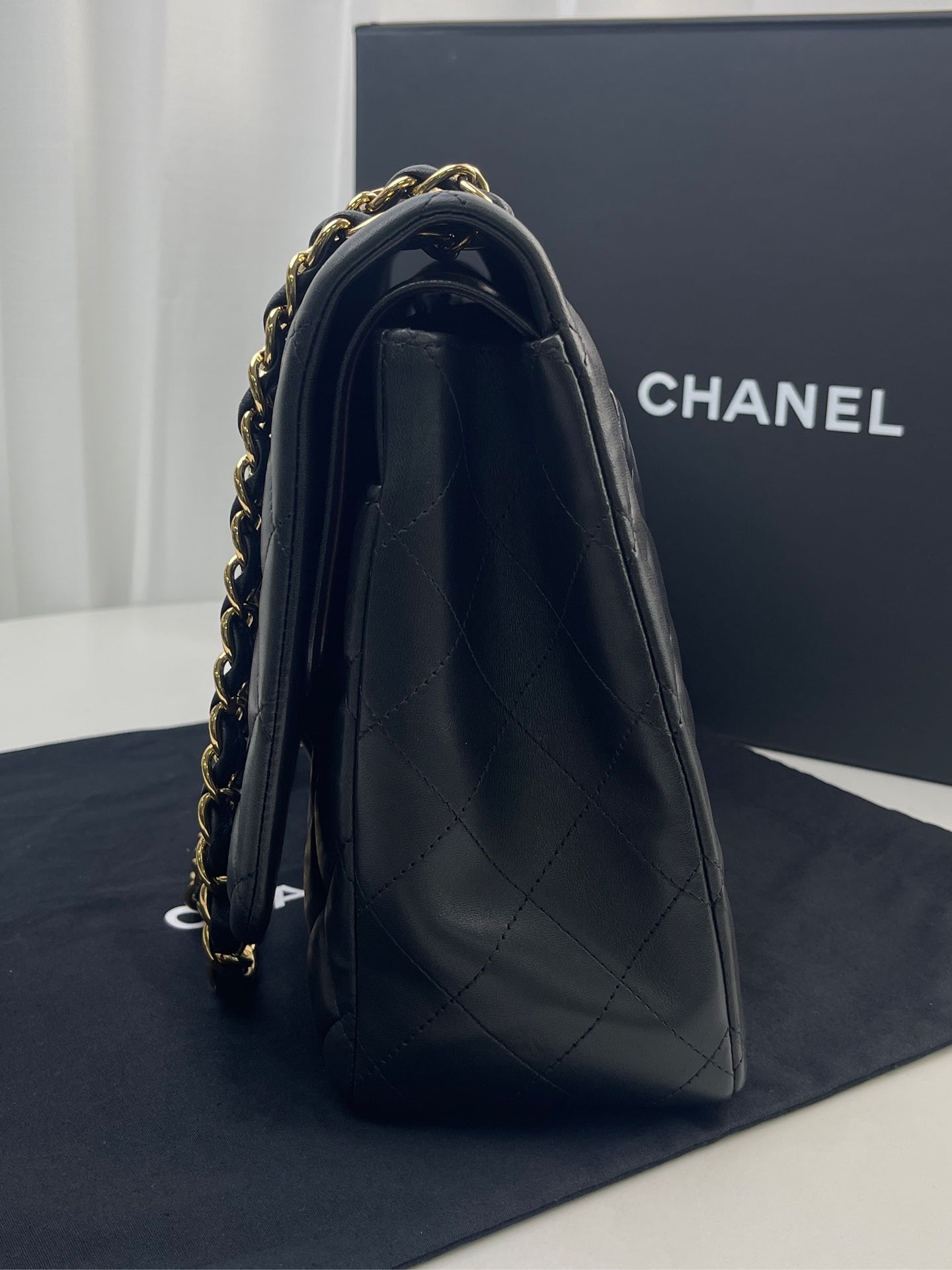 Very Good ( Rank A)｜CHANEL Matrasse Chain Lam Skin Maxi Black