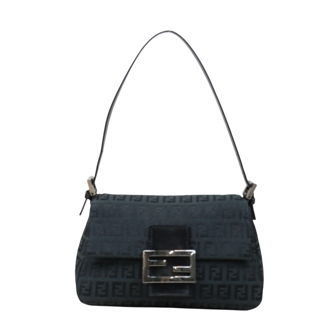 Good ( Rank AB)｜ FENDI Mamma Shoulder Bag Black ｜24112112