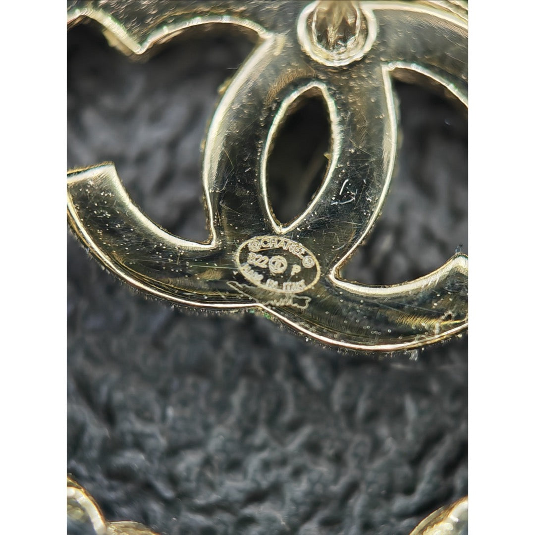 Include Authentic Detective Certificate of Authenticity｜Very Good ( Rank A) ｜CHANEL B22P COCO Mark Leather Pierced Earrings Made In 2022Year｜S26062101