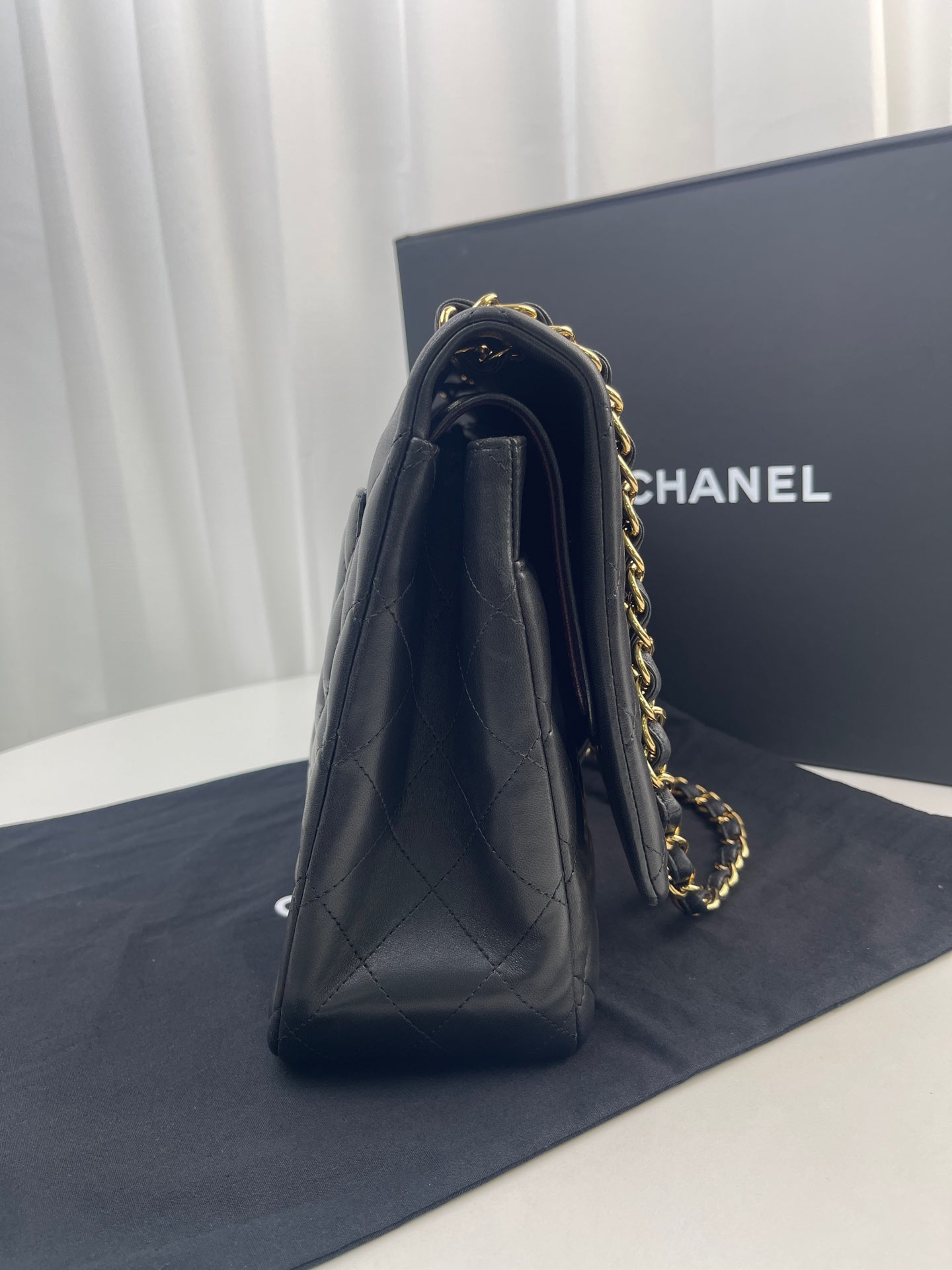 Very Good ( Rank A)｜CHANEL Matrasse Chain Lam Skin Maxi Black