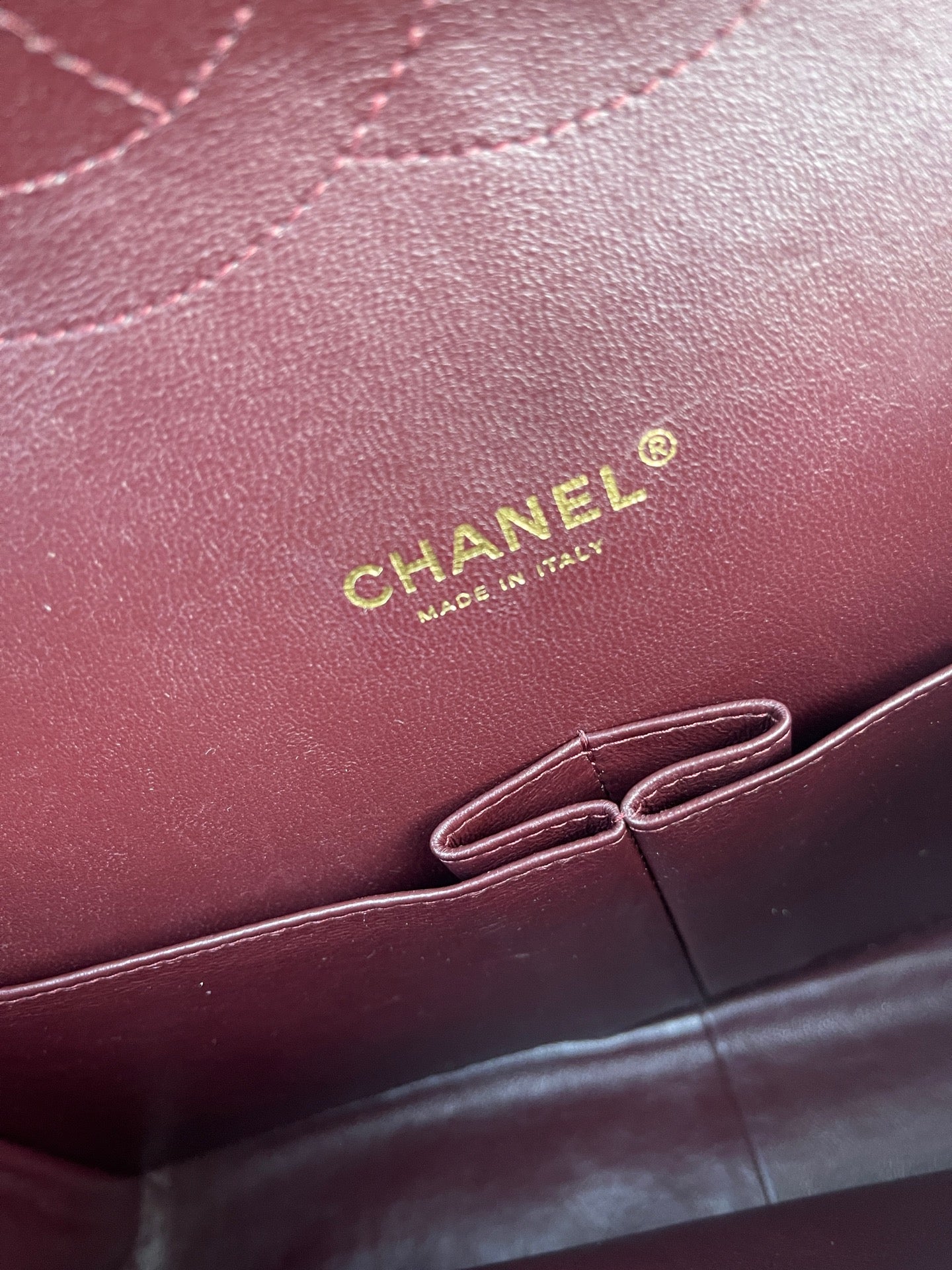 Very Good ( Rank A)｜CHANEL Matrasse Chain Lam Skin Maxi Black