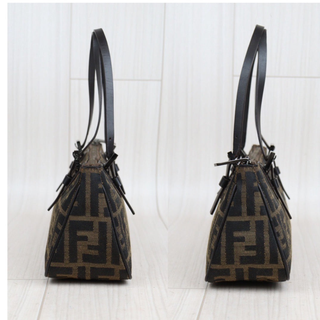 Rank A ｜ FENDI Zucca Handbag ｜23121105