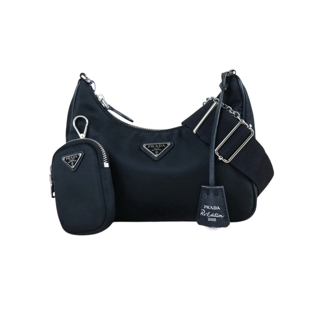 Include Entrupy Certificate of Authenticity｜Very Good ( Rank A)｜ PRADA Re-Edition 2005 Re-Nylon Hobo ｜S26062904
