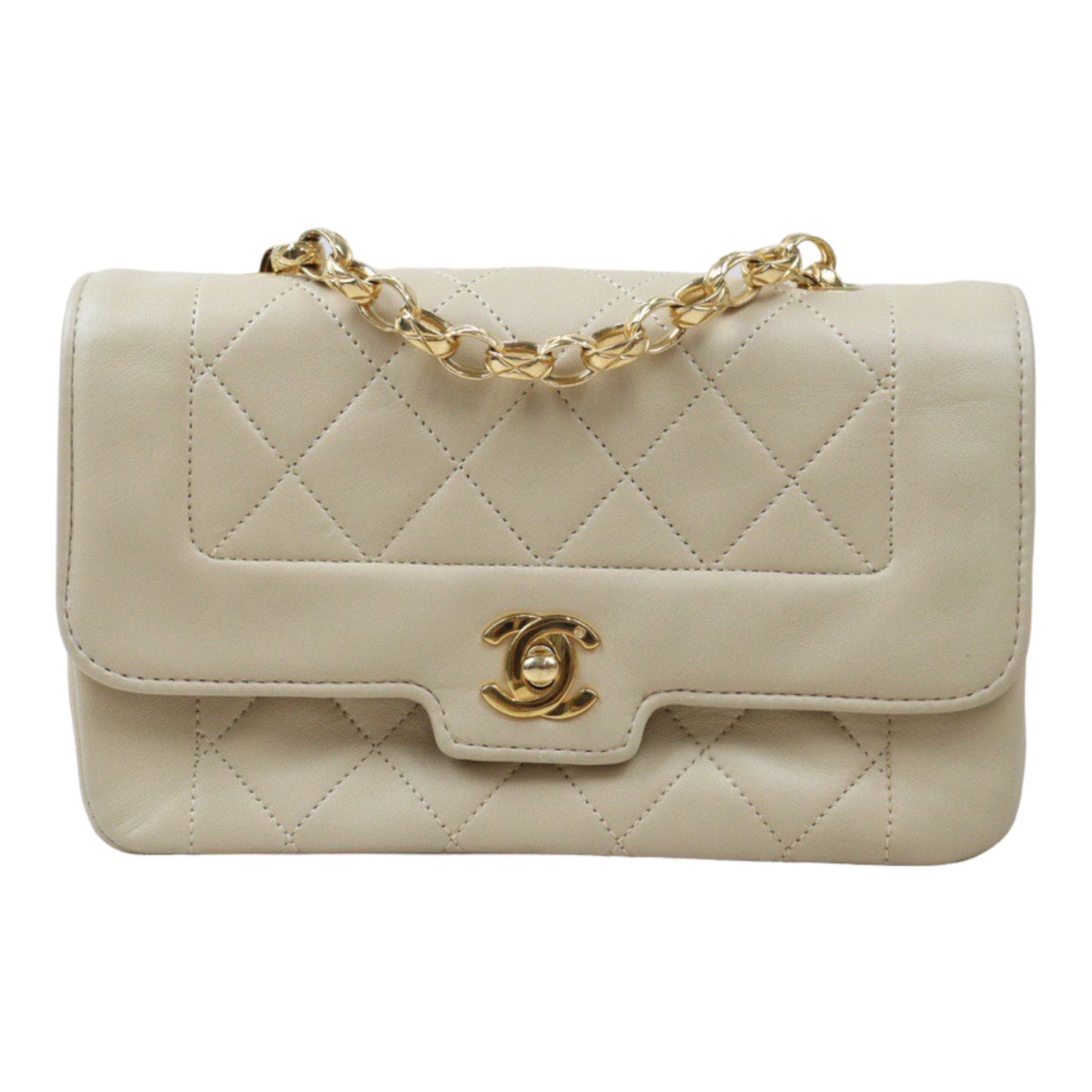 Rank A ｜CHANEL Matrasse Diana 18 Lamb Skin Beige Shoulder Bag  ｜24040801