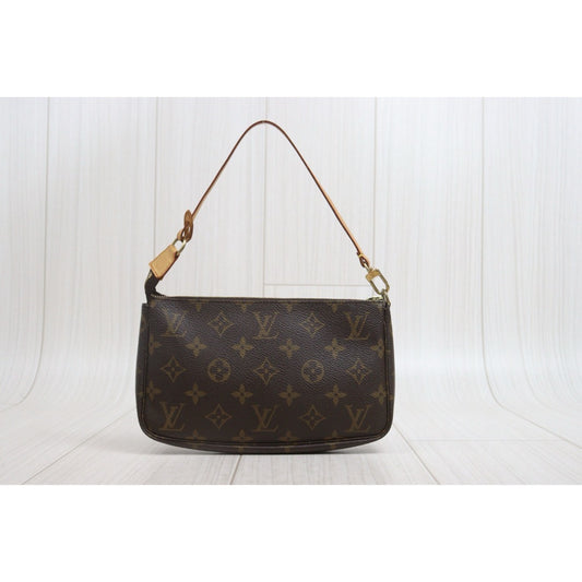 Include Entrupy Certificate of Authenticity｜Good ( Rank AB)｜Louis Vuitton Monogram Pochette Accessoire  ｜26081810