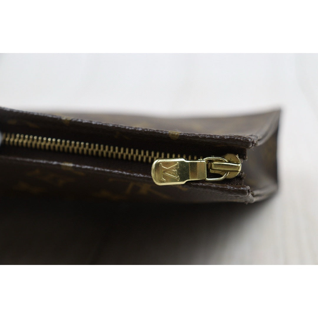 Very Good ( Rank A)｜ LV Monogram Pochette Toilette 26 ｜25021804
