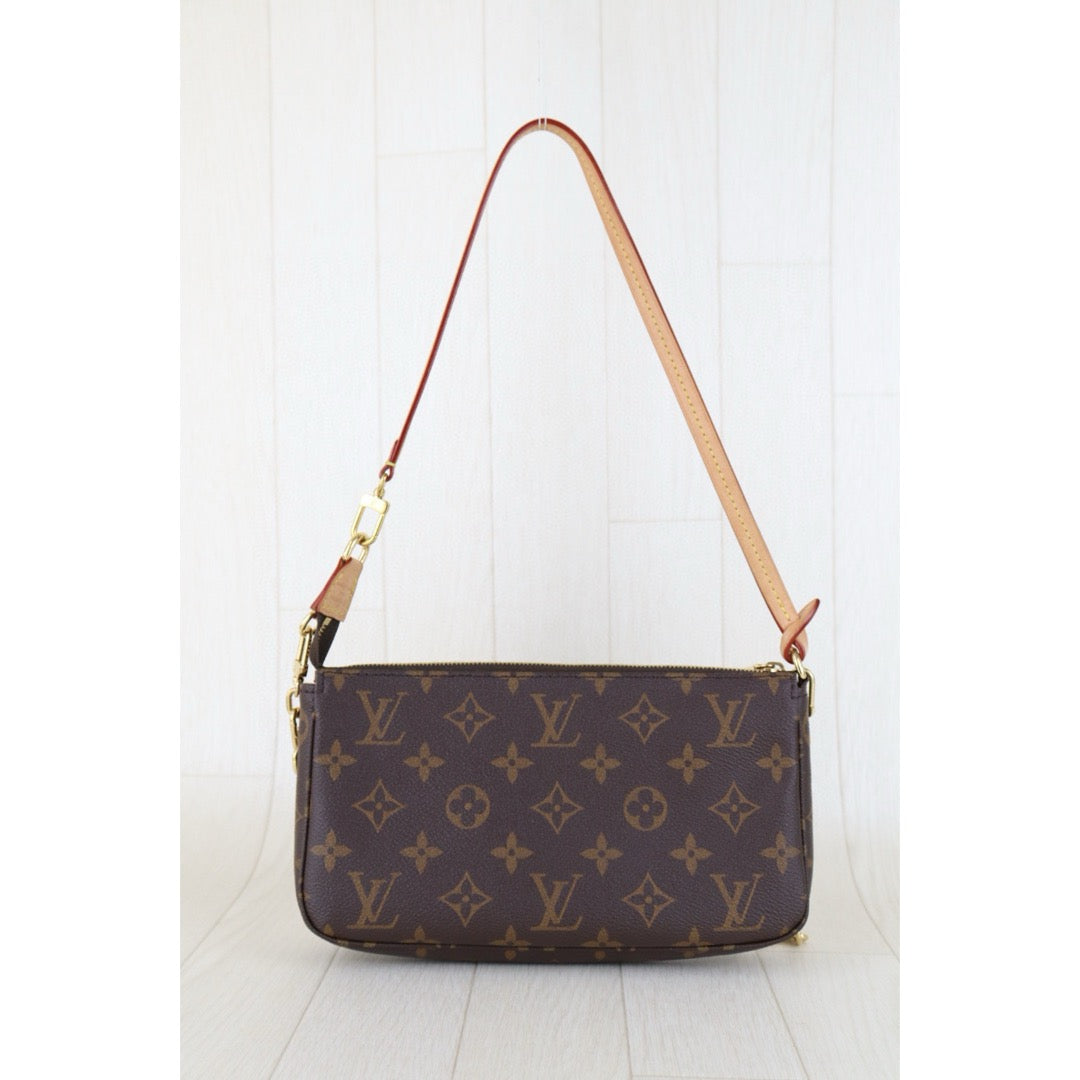 Very Good ( Rank A)｜LV Monogram Pochette Accessoires  Current Model｜S25011504