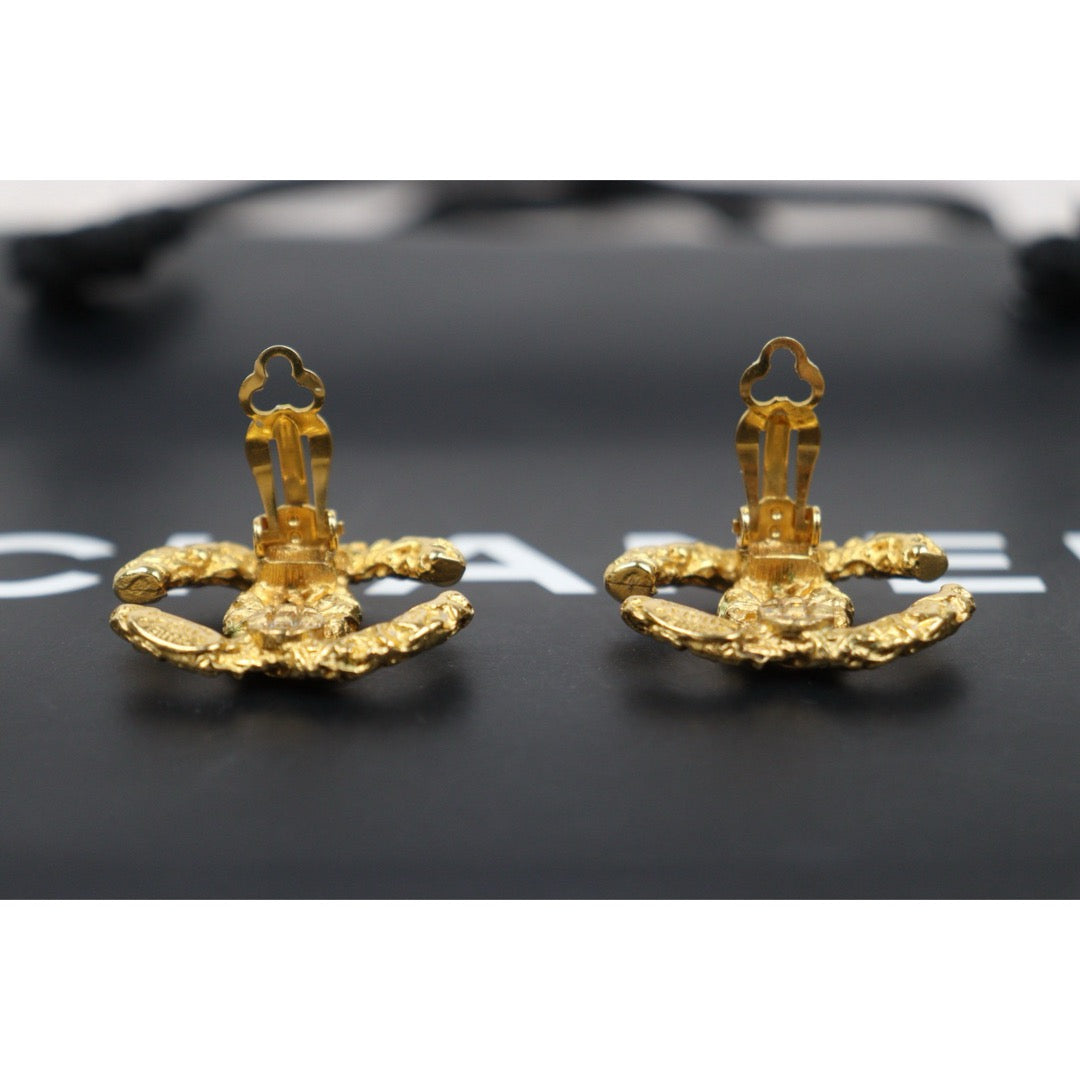 Very Good ( Rank A) ｜ CHANEL Coco Mark Vintage Lava Gold Earrings Made In 1993Year ｜25111903