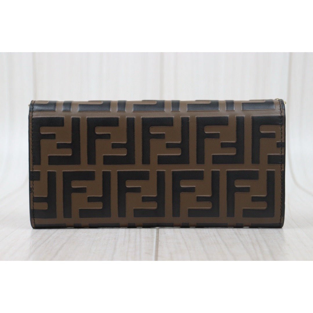 Excellent（Rank SA）｜ FENDI Long Wallet ｜S24111224