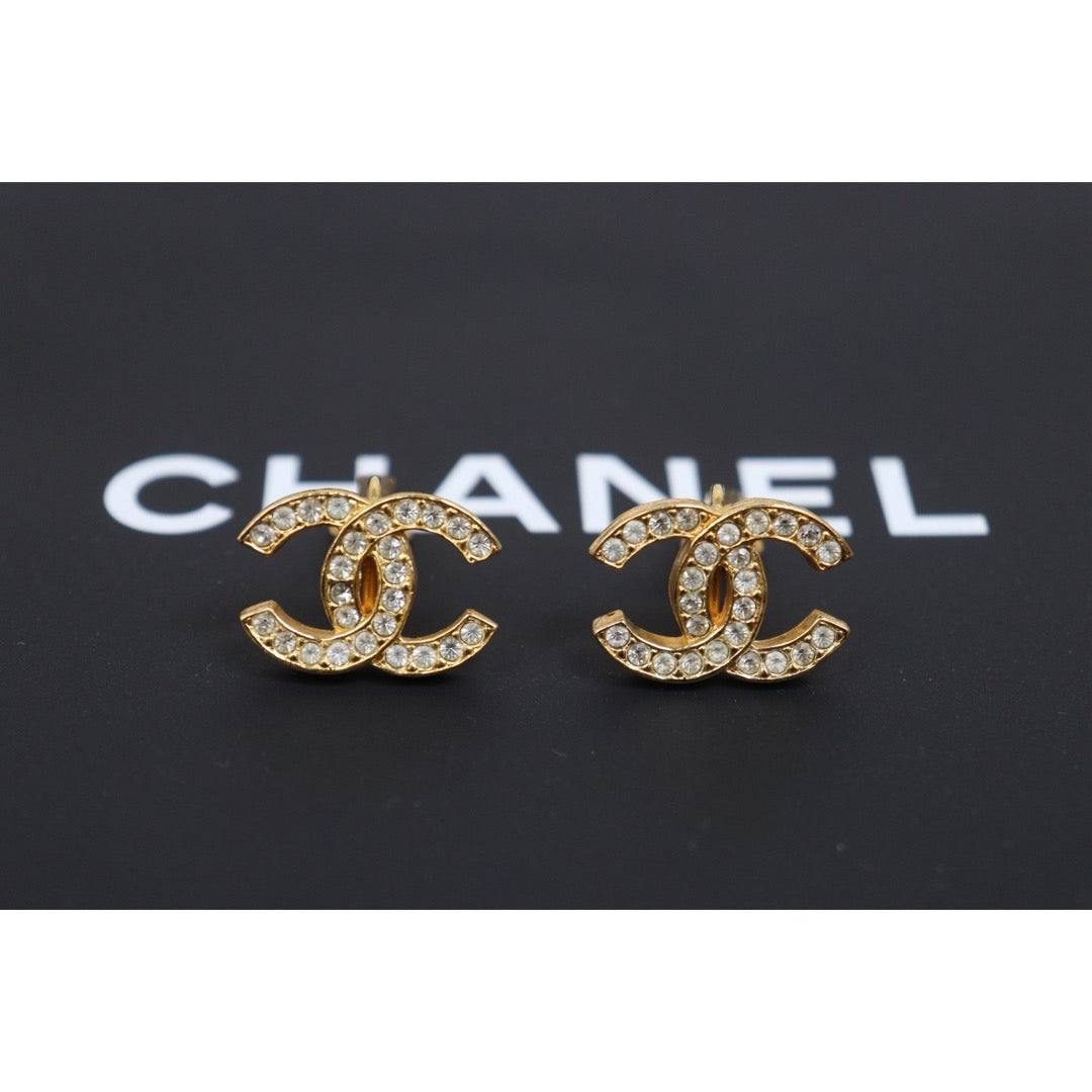 Include Authentic Detective Certificate of Authenticity｜Very Good ( Rank A) ｜ CHANEL  Coco Mark Golden Plated Rhinestone  Earrings ｜26062607