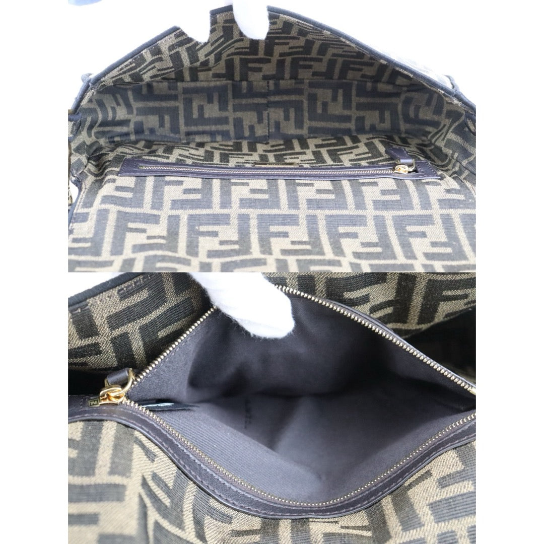 Very Good ( Rank A)｜ FENDI Mamma Baguette Shoulder Bag  Gold Hardware Current Model｜S25110325