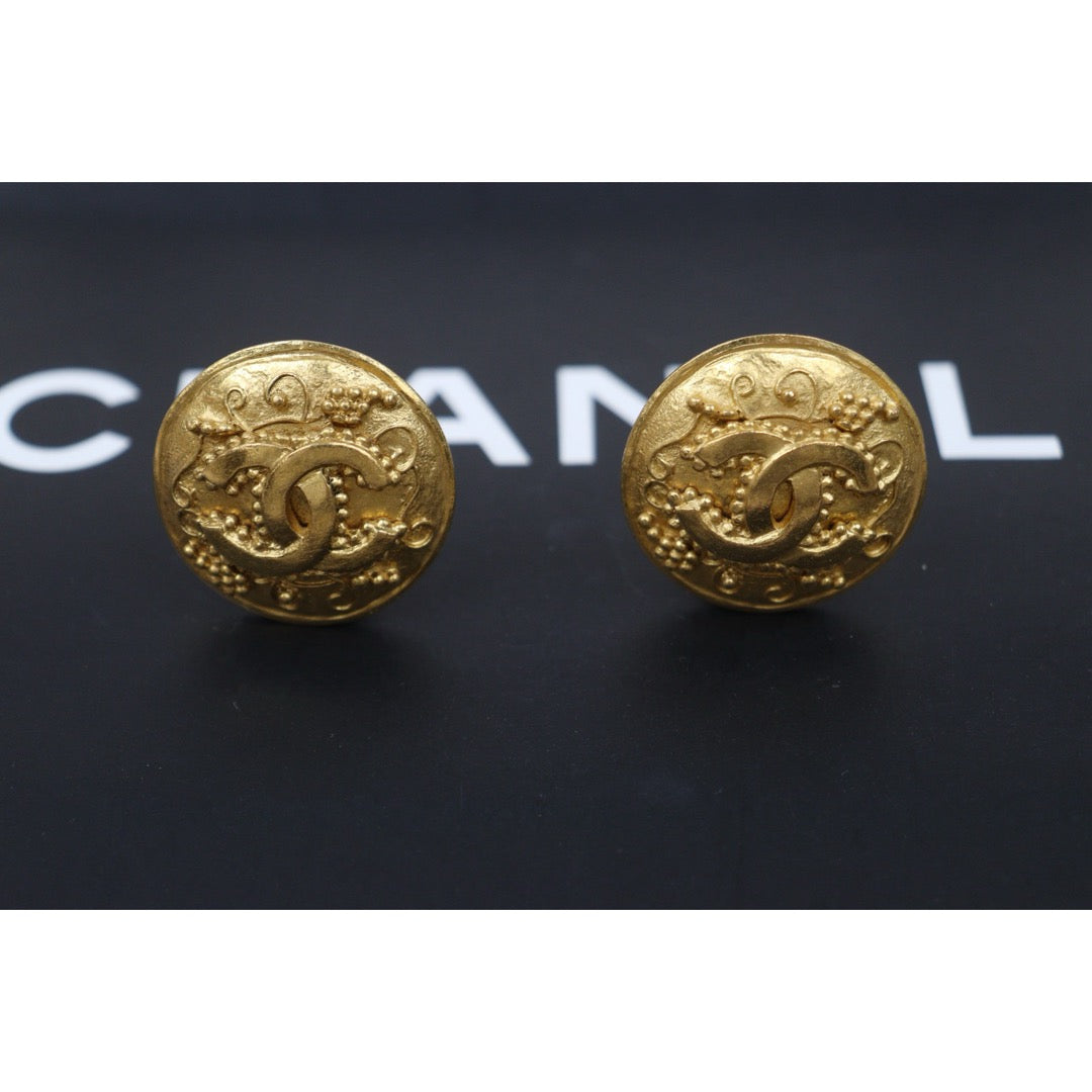 Very Good ( Rank A) ｜ CHANEL 96A Coco Mark  Golden Vine  Earrings Made In 1996Year｜26030507