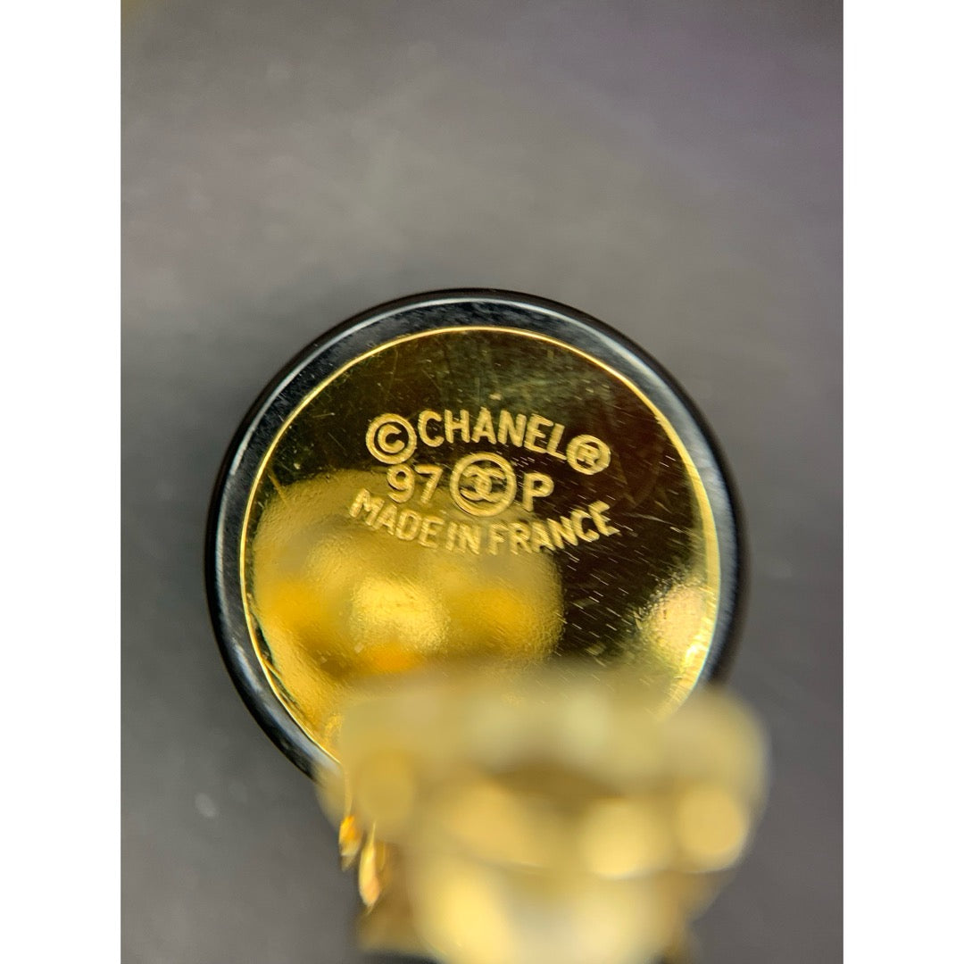 Very Good ( Rank A) ｜CHANEL  COCO Mark  Pearl  Drop  Earrings Made In 1997Year｜25062303