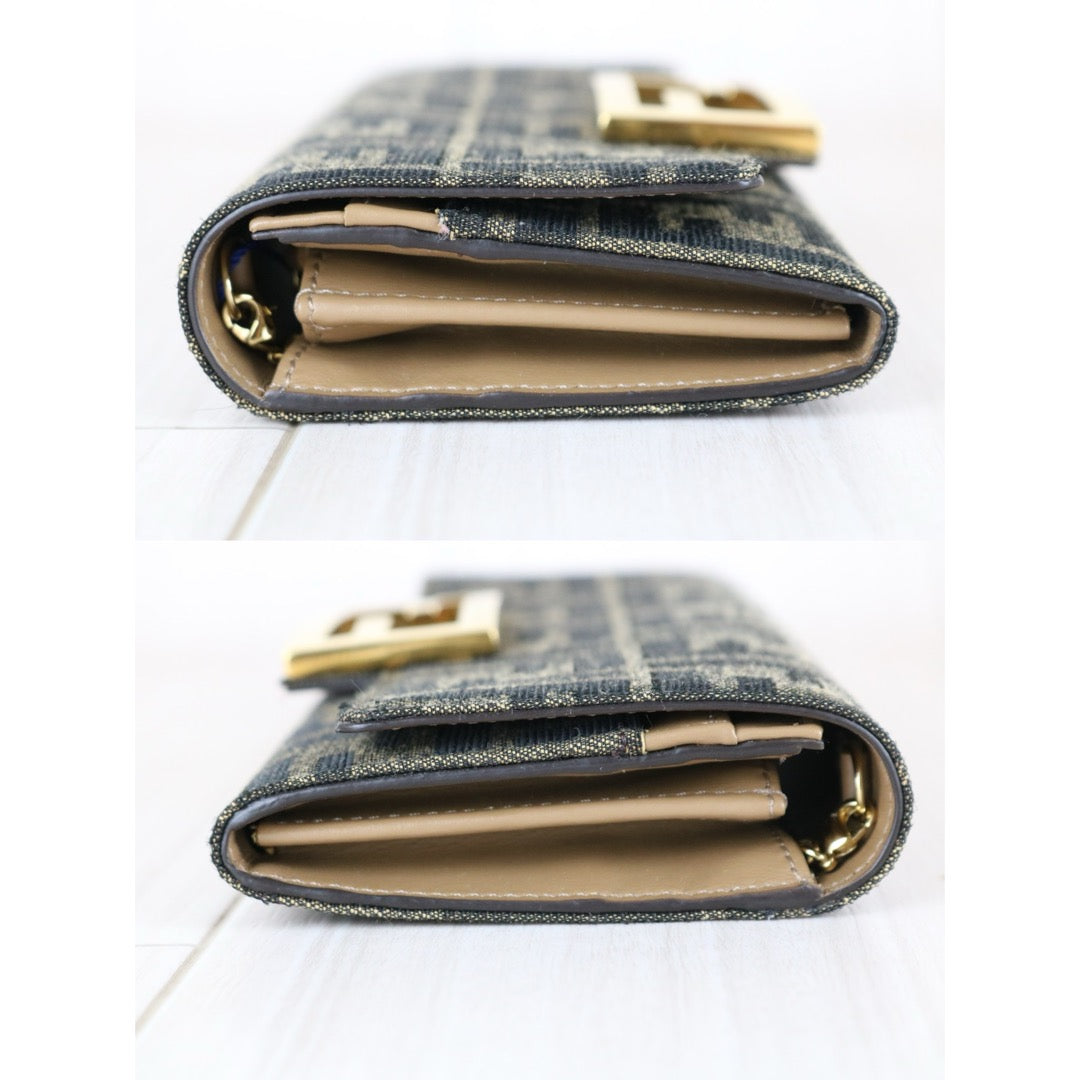 Very Good ( Rank A)｜FENDI  Zucca Mamma Continental With Chain｜S25081801