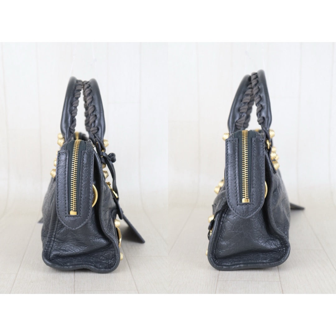 Include Entrupy Certificate of Authenticity｜Very Good ( Rank A)｜Balenciaga Waxed Leather Gaint Classic City Mini Grey HandBag Shoulder Bag ｜Z26100205