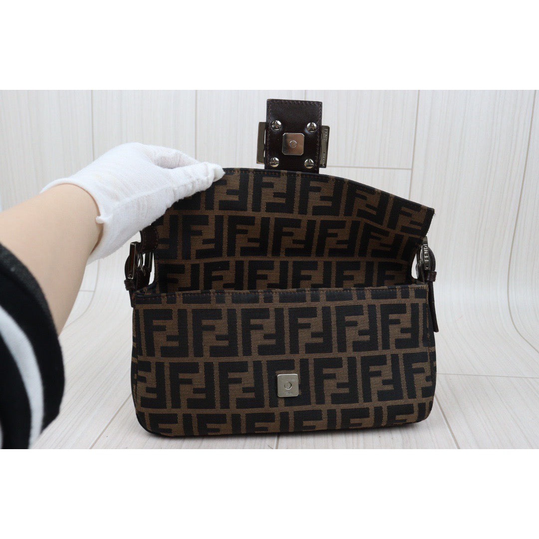 Rank A ｜ FENDI Zucca Mamma Baguette Shoulder Bag｜24040401