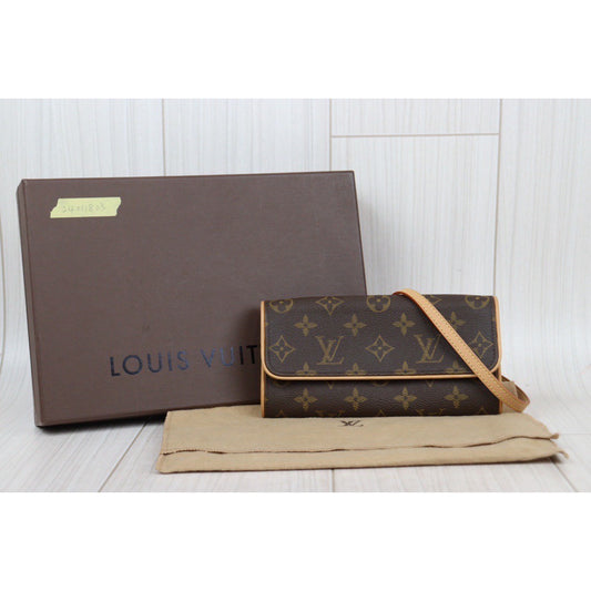 Rank SA ｜LV Monogram Pochette Twin PM｜24011803