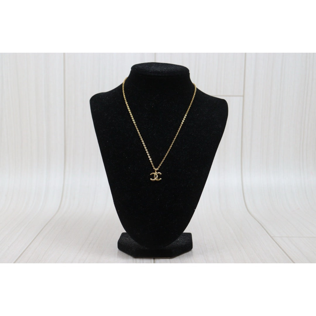Very Good ( Rank A) ｜CHANEL COCO Mark  Golden  Necklace｜26030513