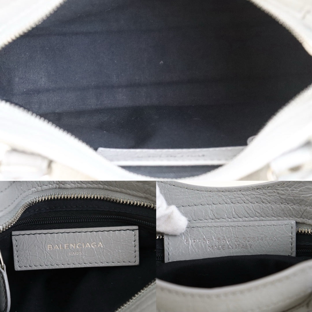 Include Entrupy Certificate of Authenticity｜Very Good ( Rank A)｜Balenciaga Waxed Leather Gaint Classic City Mini Grey HandBag Shoulder Bag ｜S26083014