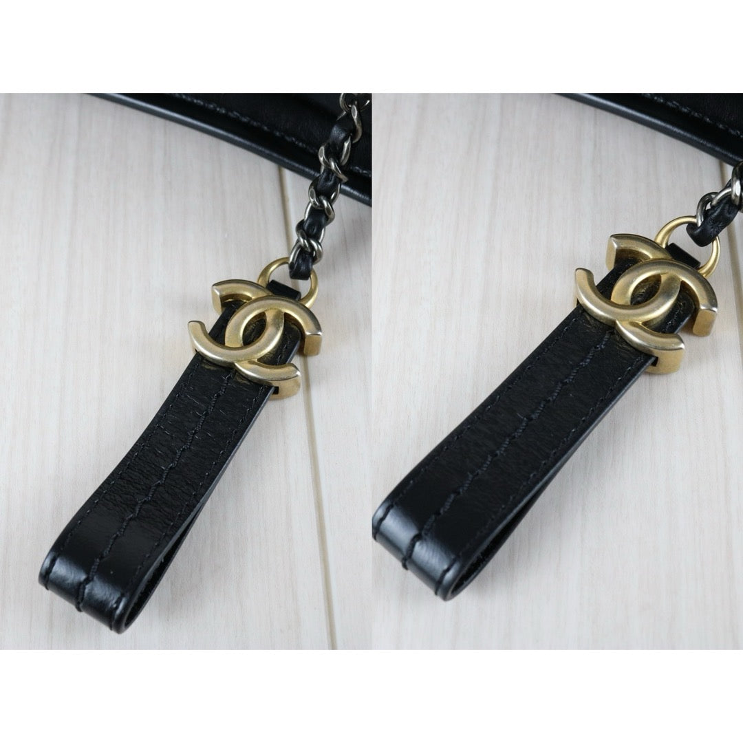 Very Good ( Rank A) ｜CHANEL PM Gabrielle Calf Leather Handbag Shoulder Bag Black Made In 2021Year｜S25110327