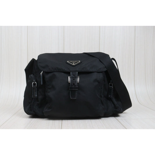 Include Entrupy Certificate of Authenticity｜Good ( Rank AB) ｜Prada  Nylon Black Shoulder Bag｜26100803