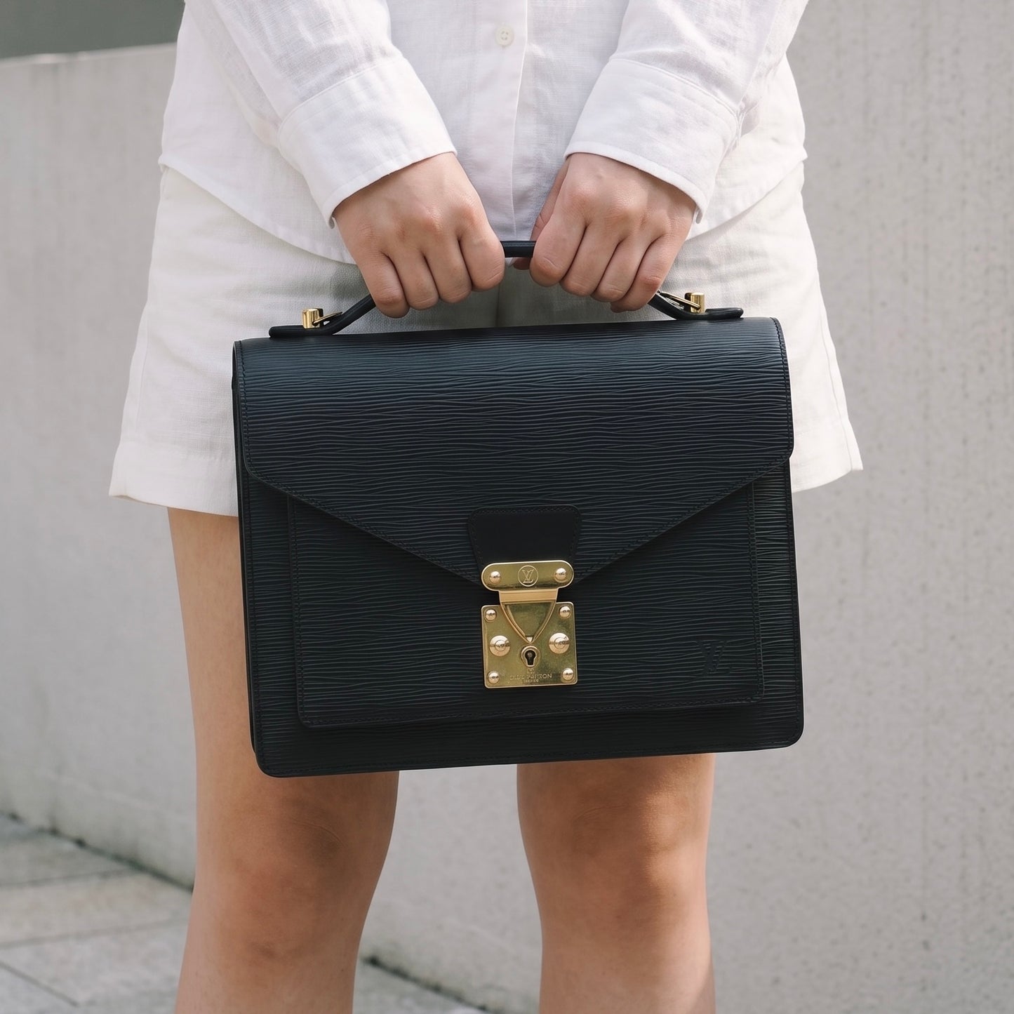 Include Entrupy Certificate of Authenticity｜Very Good ( Rank A)｜ Louis Vuitton Epi Capucines Monceau Handbag Shoulder Bag Black｜26072204