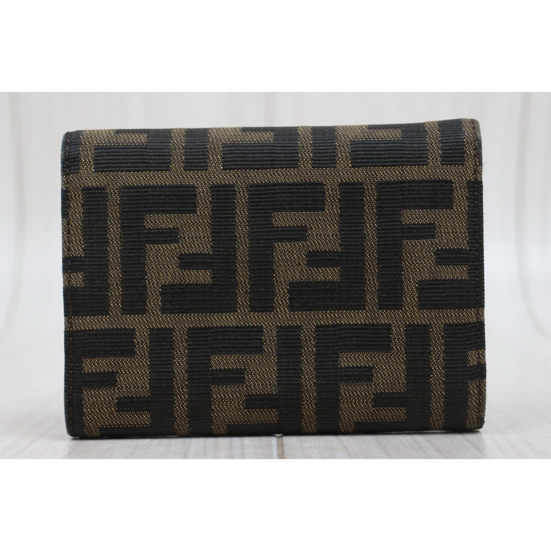 Good ( Rank AB)｜FENDI  Zucca Mamma Short Wallet ｜25102303