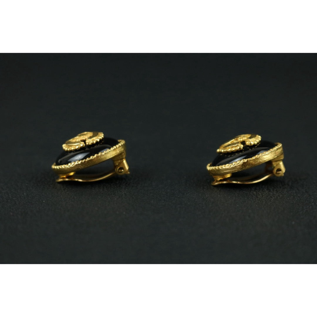 Include Authentic Detective Certificate of Authenticity｜Very Good ( Rank A) ｜CHANEL 96A COCO Mark Vintage Earrings Made In 1996 Year ｜S26071502