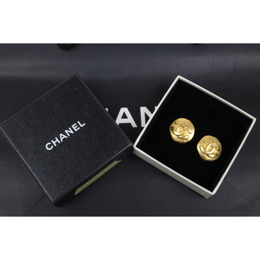 Very Good ( Rank A) ｜CHANEL Coco Mark Gold 24 Plated Round Earrings Made In 1995 Year｜25052921