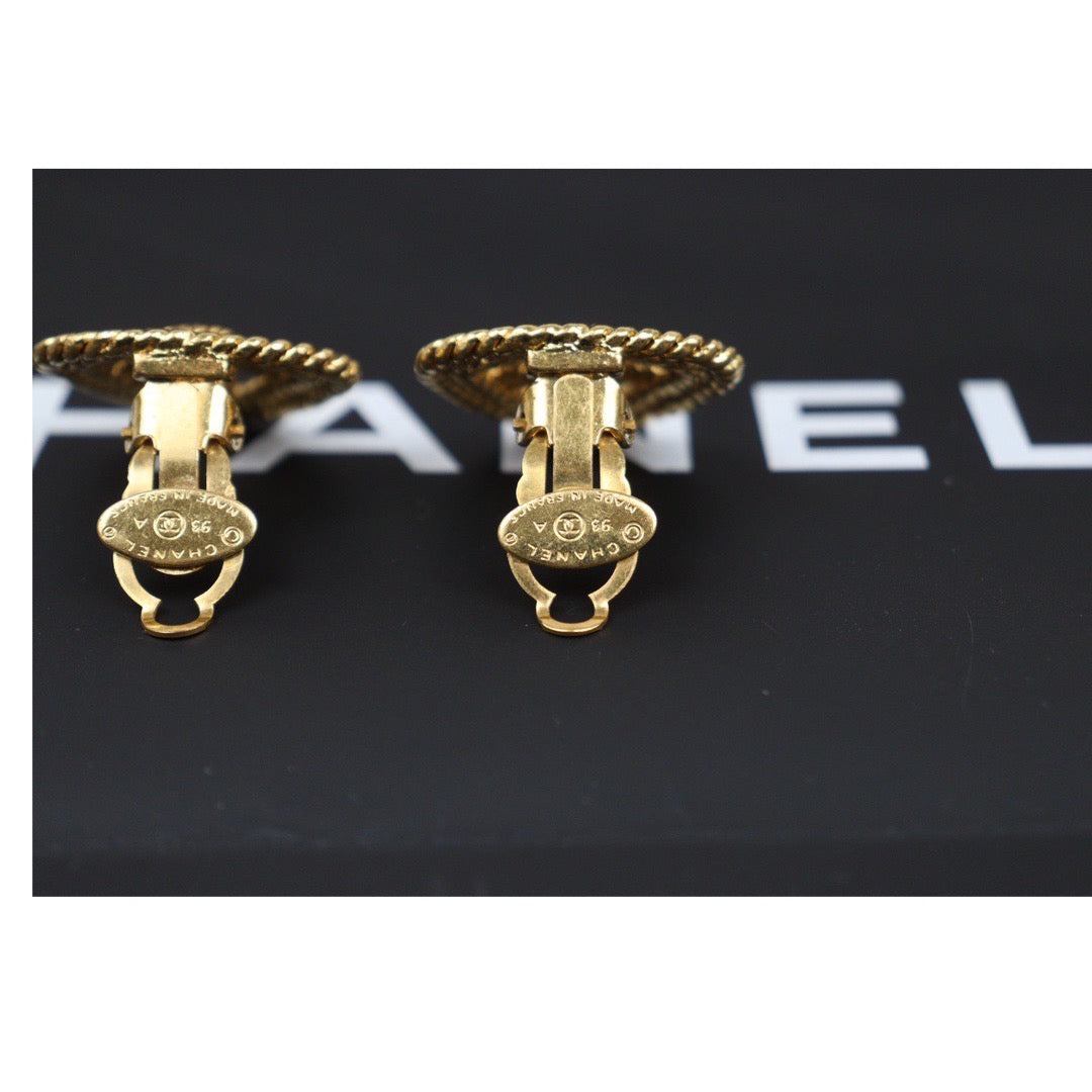 Very Good ( Rank A) ｜CHANEL Coco Mark Gold 24 Plated Earrings ｜Q24040423