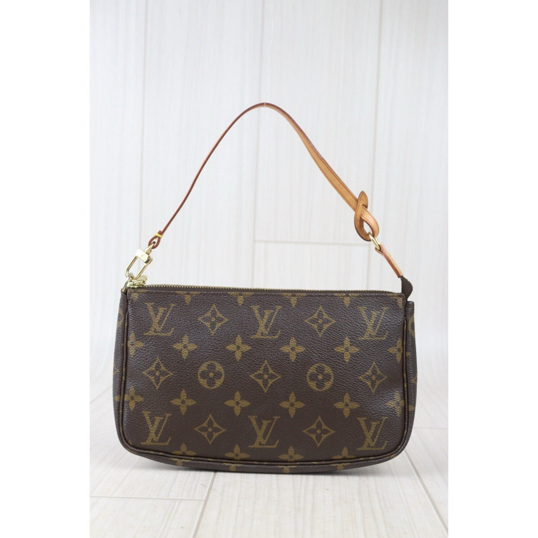 Good ( Rank AB)
 ｜ LV Monogram Pochette Accessoires Vintage Model｜24082205