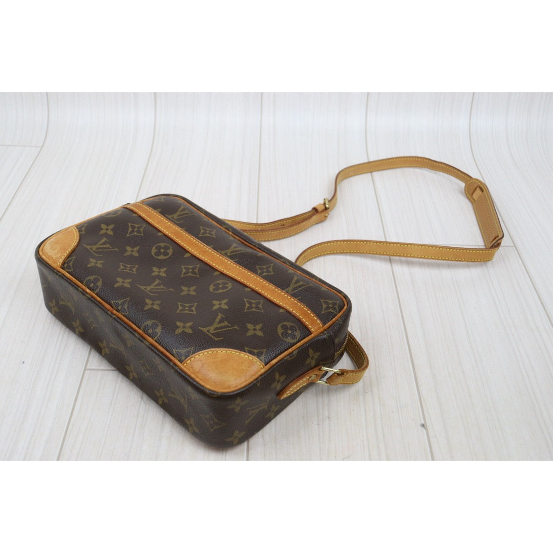Fair ( Rank B)｜LV Monogram Trocadero 27 Shoulder Bag｜26012004
