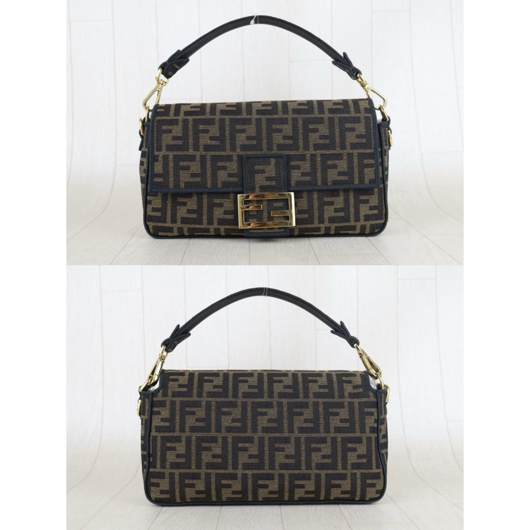 Include Entrupy Certificate of Authenticity｜Very Good ( Rank A)｜ FENDI Mamma Baguette Shoulder Bag  Gold Hardware Current Model｜S26060504