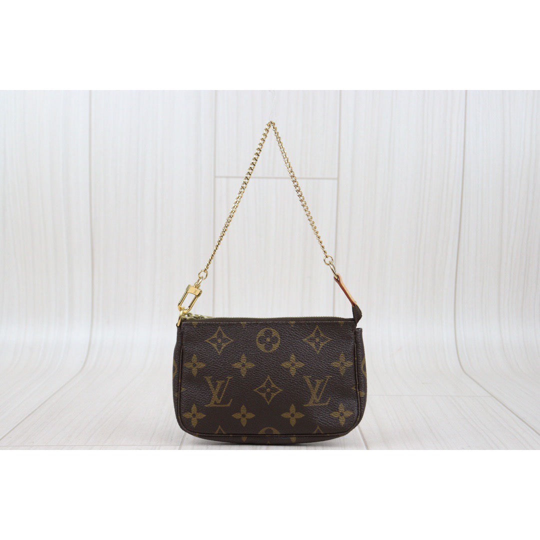 Rank A ｜ LV Monogram Mini Pochette Accessoir ｜24011811