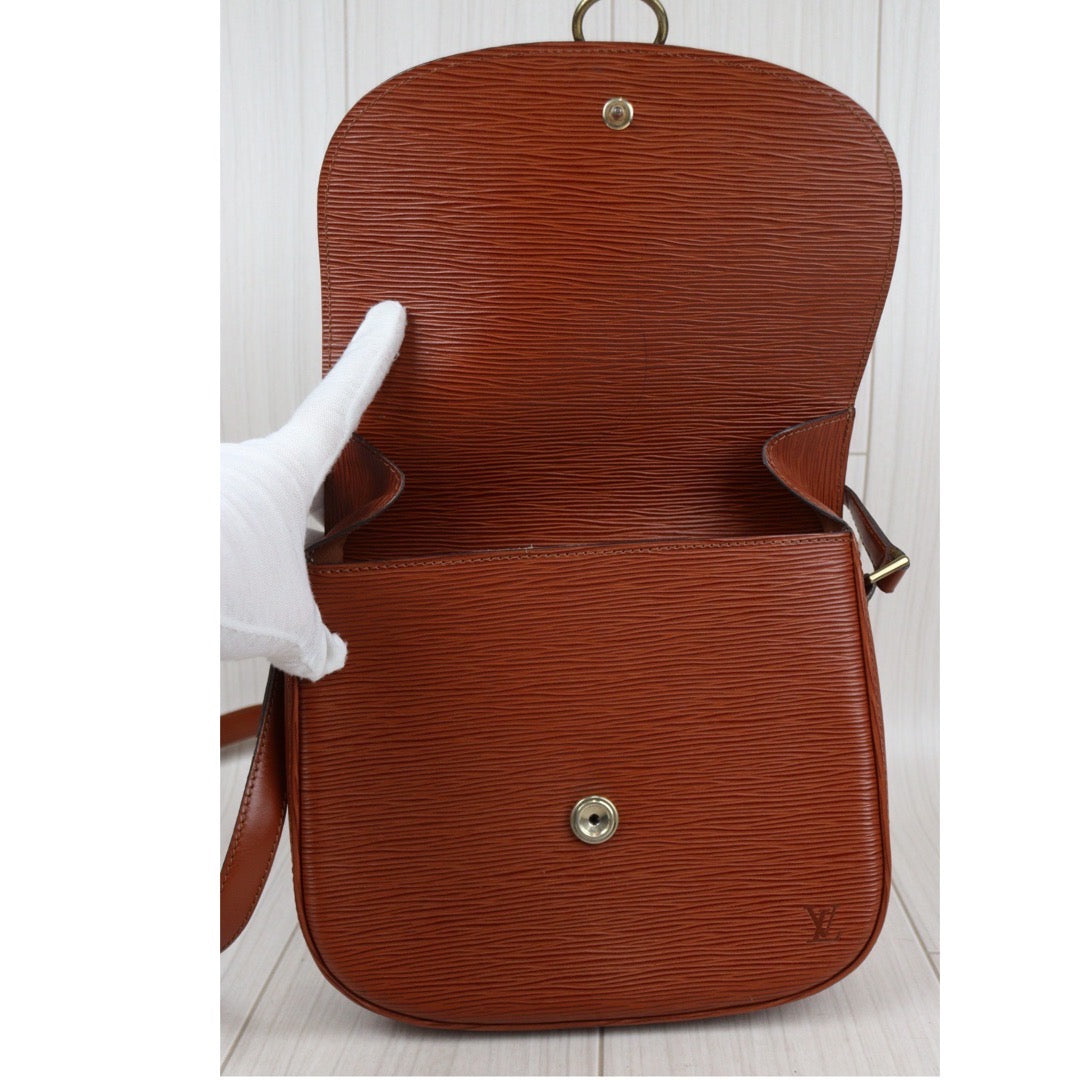 Rank A ｜LV Epi Saint-Cloud GM Shoulder Bag｜24011906