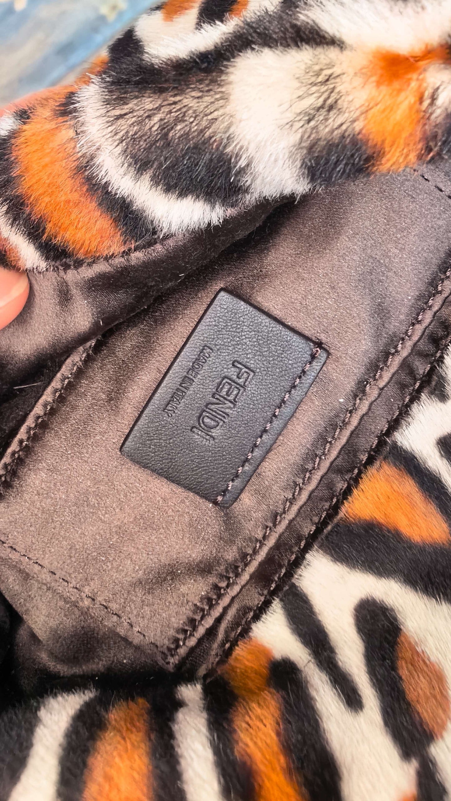 Include Entrupy Certificate of Authenticity｜Very Good ( Rank A)｜ FENDI Mamma Baguette Shoulder Bag