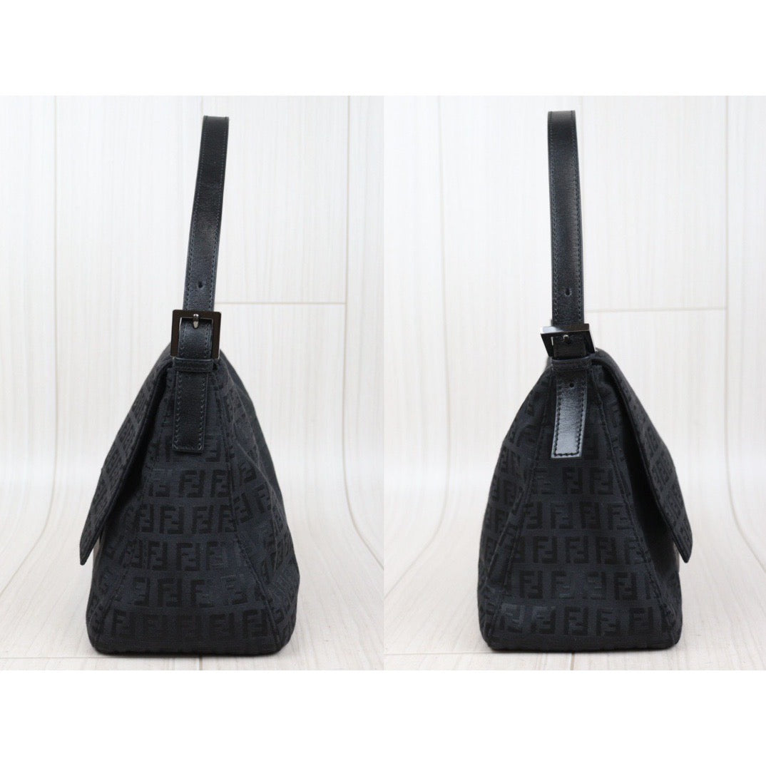 Rank A｜ FENDI Baguette Shoulder Bag Black ｜V24022802