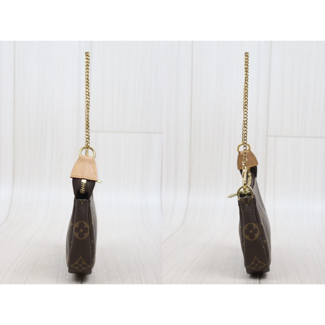 Very Good ( Rank A) ｜ LV Monogram Mini Pochette Accessoires ｜S25101802