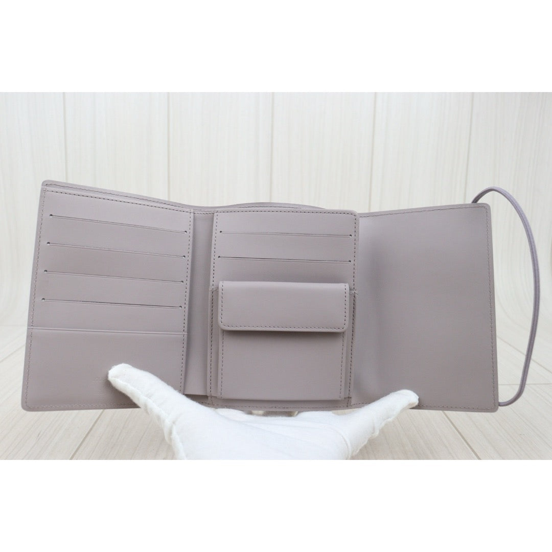 Very Good ( Rank A)｜LV Epi Portefeuil Elastic Tri-Fold Wallet｜25092306